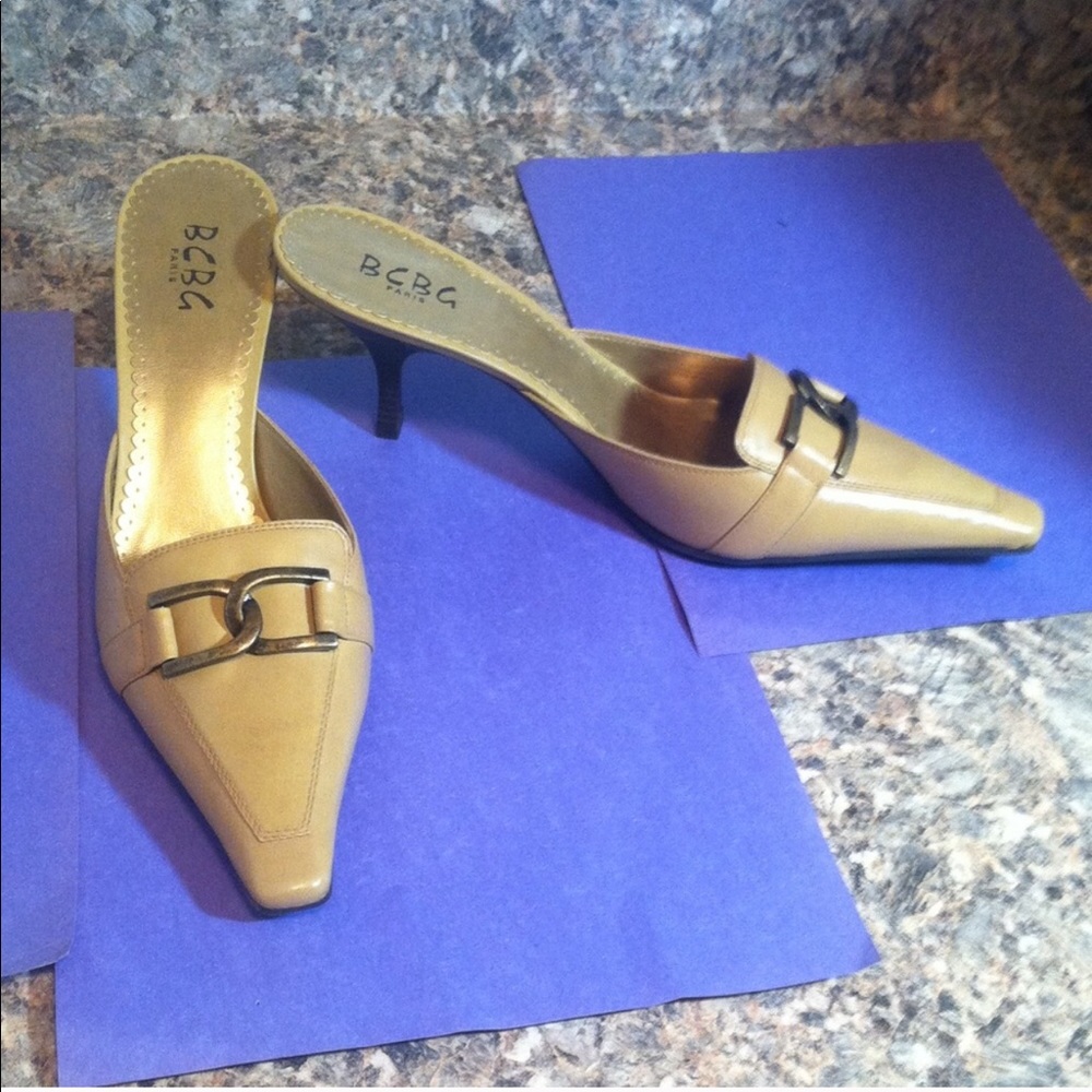 BCBG‼️ LIKE NEW‼️💕🎉💕🎉💕🎉💕🎉💕🎉💕🎉💕🎉💕🎉